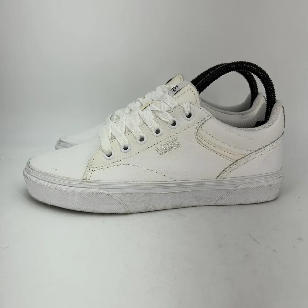 Vans Shoes Womens Size 7 Seldan Synthetic Leather Low Top Skate Sneakers - Picture 7 of 15